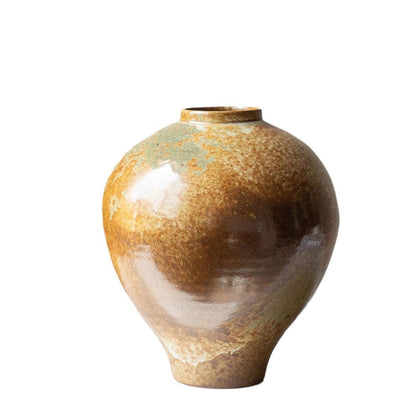 Rustik Vas i Glasyrbehandlad Keramik – Handgjord i Naturliga Jordtoner