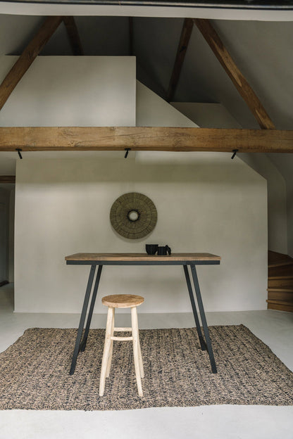 KEDARO barstol i solid teak för stilig inomhus- och utomhusmiljö - CasaCle