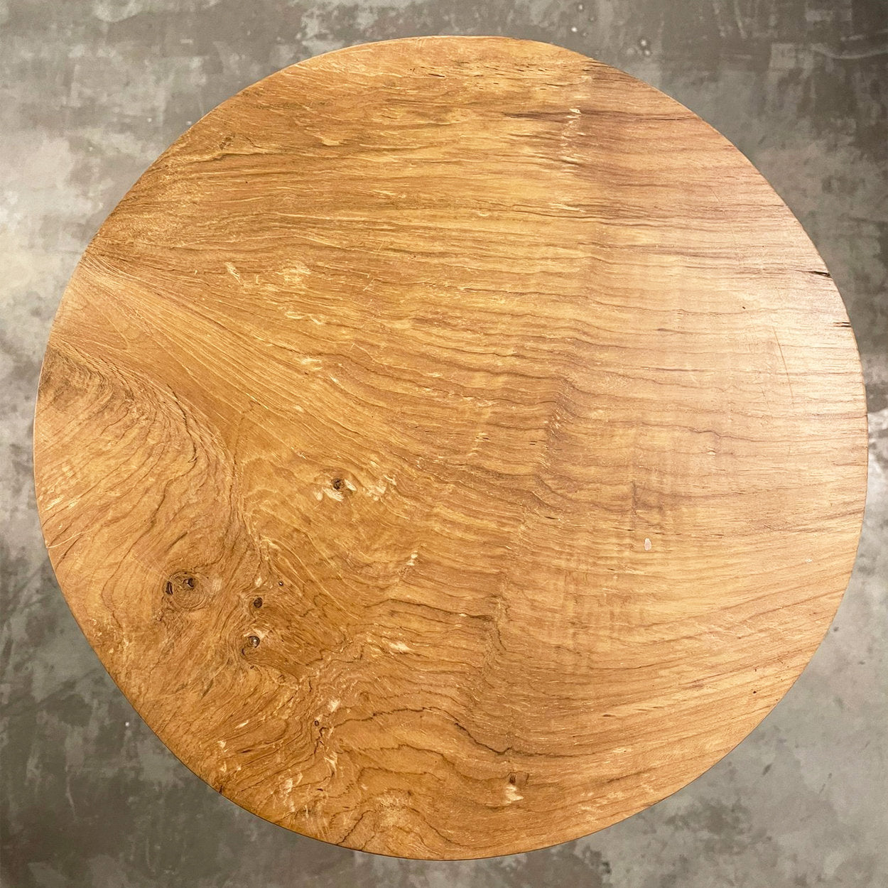 KEDARO barstol i solid teak för stilig inomhus- och utomhusmiljö - CasaCle