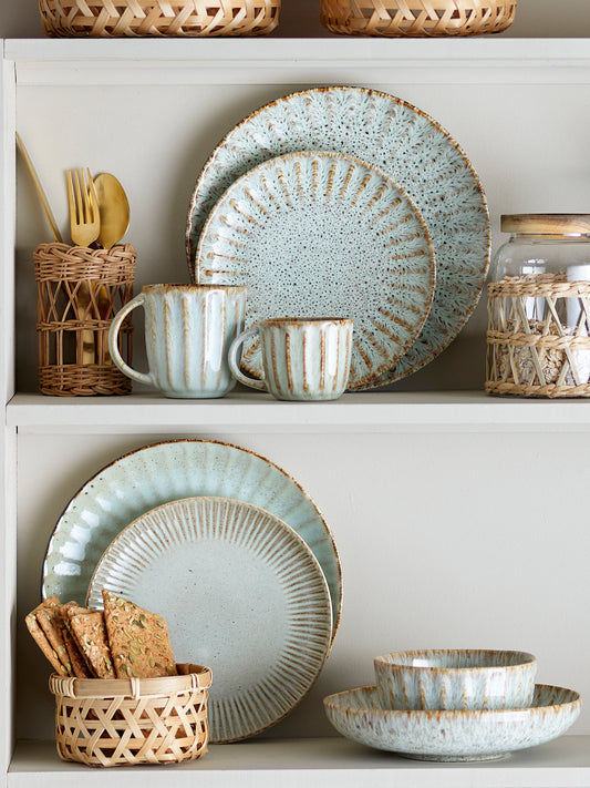 Fleur Dinnerware Set